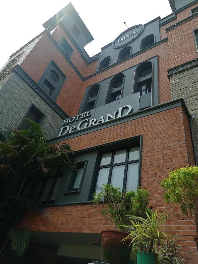 Hotel De Grand Kozhikode Buitenkant foto