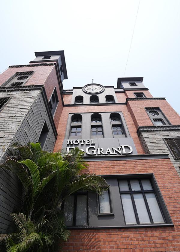 Hotel De Grand Kozhikode Buitenkant foto